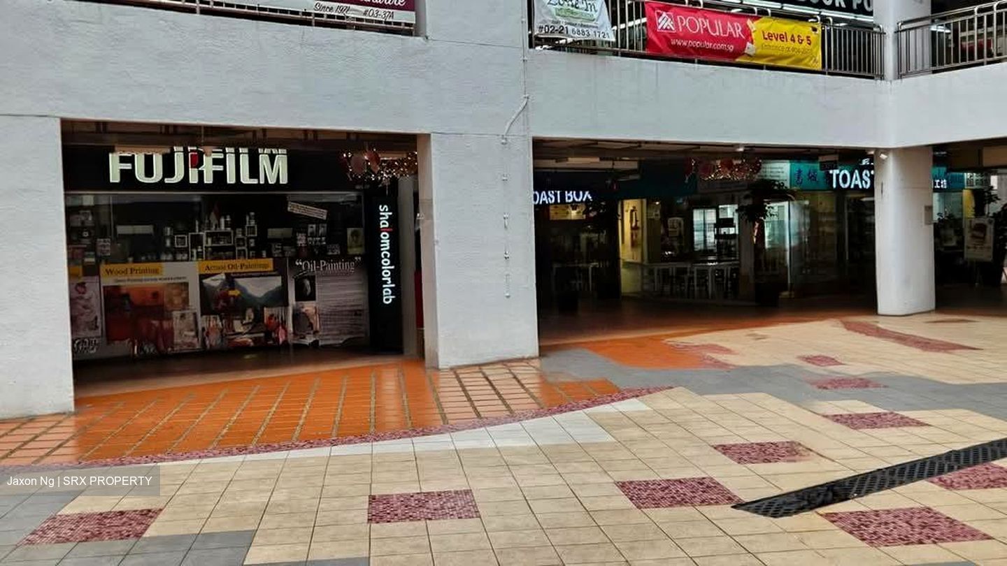 Bras Basah Complex (D7), Shop House #531751011
